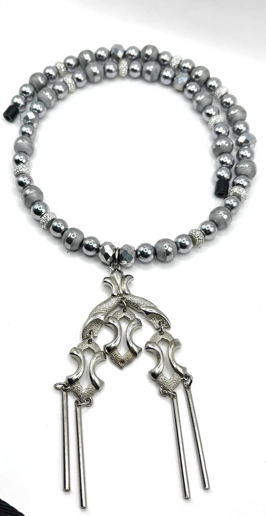 antique-style silver necklace